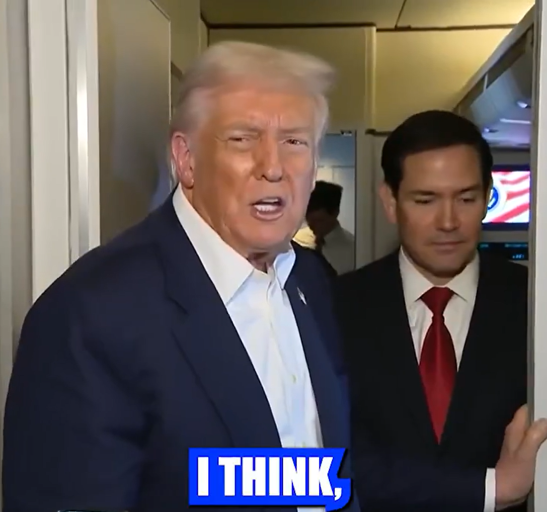 Imagen de Donald Trump lanza a sus gallos para la presidencial de 2028... Dice que tiene gente genial como Marco Rubio y JD Vance... Tampoco descarta su futuro político.